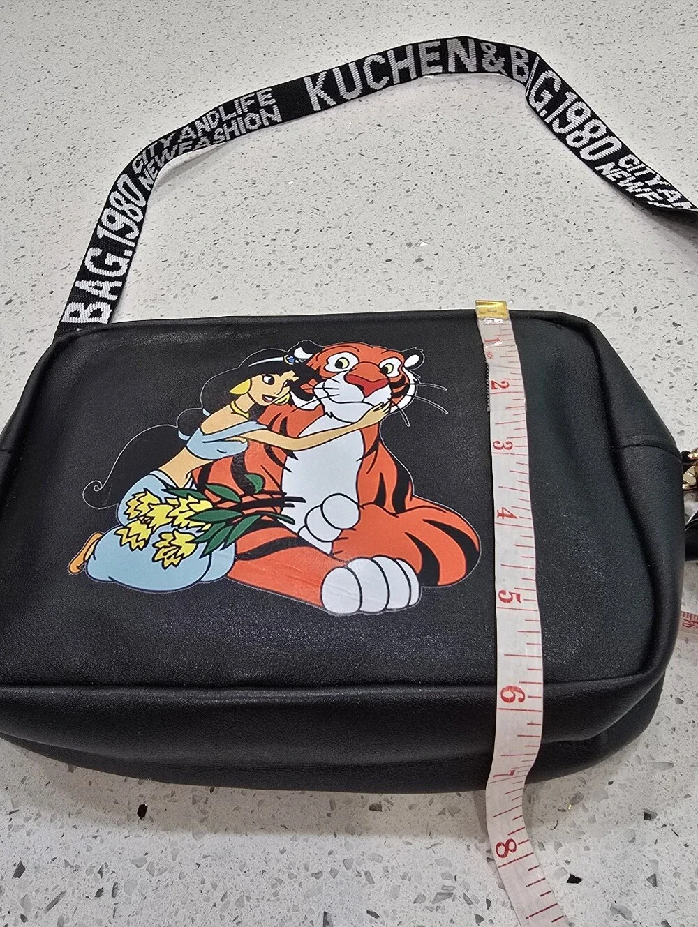 Disney's Aladdin Princess Jasmine & Pet Tiger Rajah Crossbody Purse Kuchen & Bag